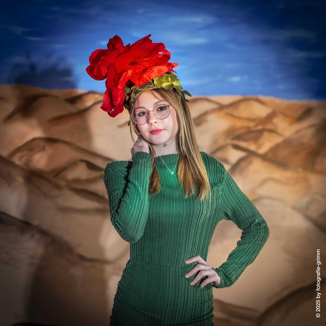 Lina Klaus als Rose