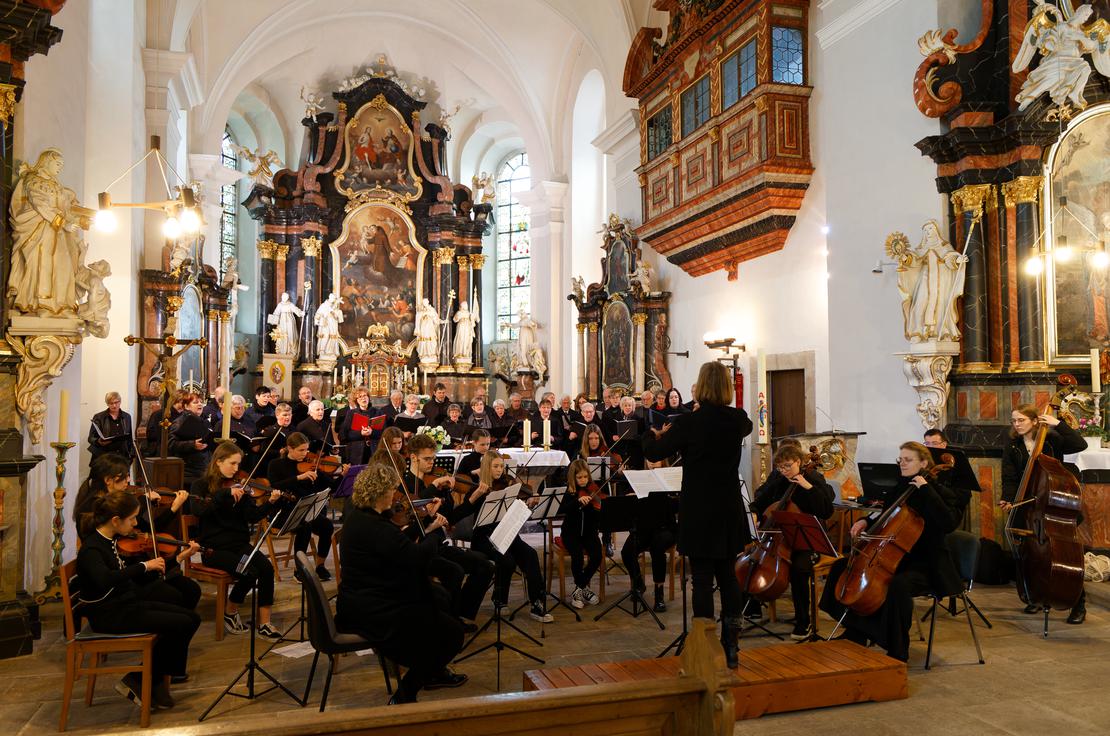 Das Ensemble in der Wallfahrtskirche St. Antonius Worbis