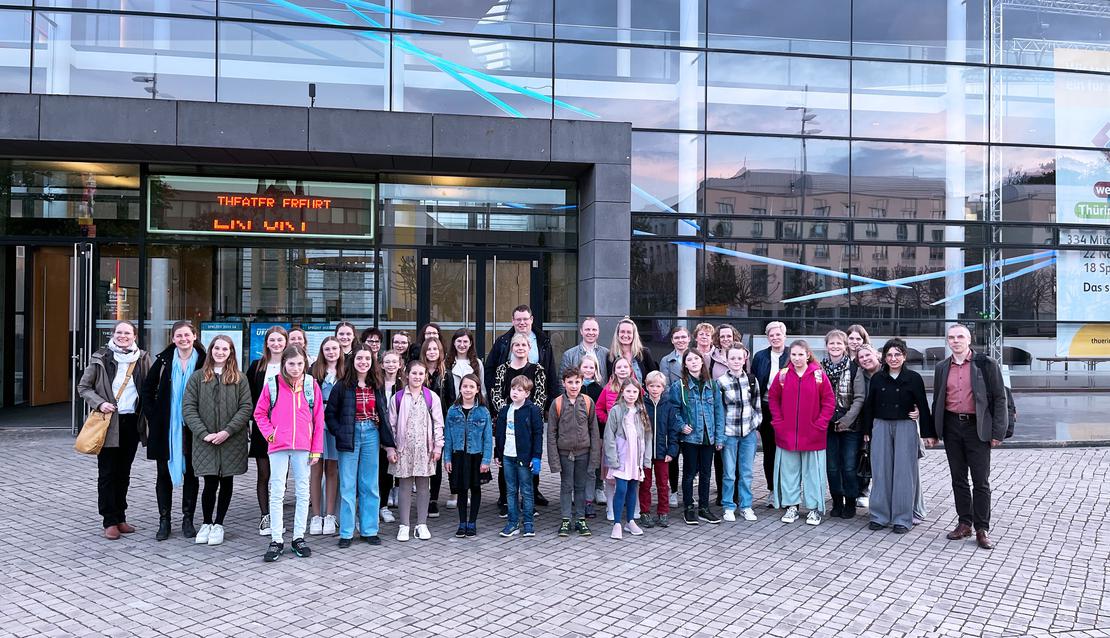 Kinder der Musical-AG schnuppern Bühnenluft
